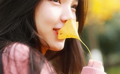 梁莹在公车被灌满JING液